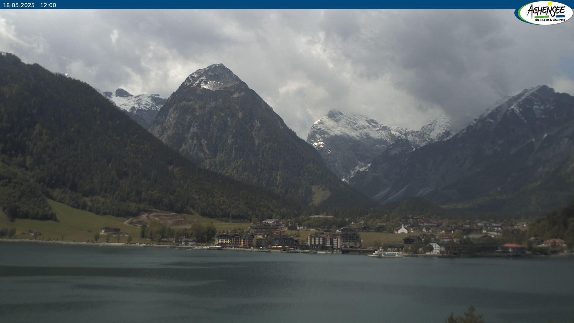 Webcam des Hotel Bergkristall am Achensee mit Blick nach Pertisau im Westen des Achensees