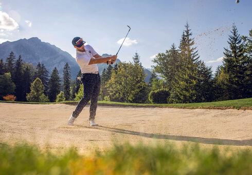 Eine spektakuläre Kulisse prägt das Bild des Golf- und Landclubs Achensee in Pertisau und macht Golfen in der Region zu einem Highlight.