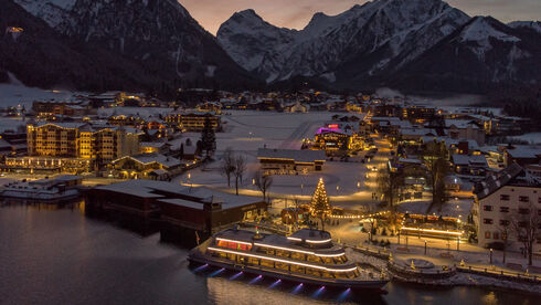 weihnachten-schiff-pertisau.jpg