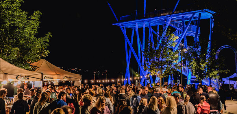 Das Event Chill & Jump #achensee findet in Pertisau statt und geht bis in die Nacht hinein. 