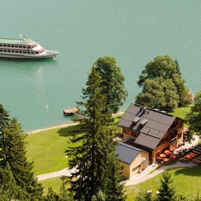 Combine a hike to the Gaisalm with a boat trip on board the Achensee ships.