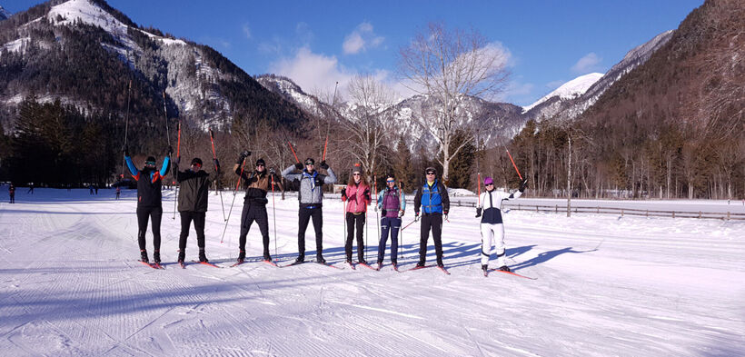 A group photo of the participants of the Achensee Cross-Country Ski Camp 2025.
