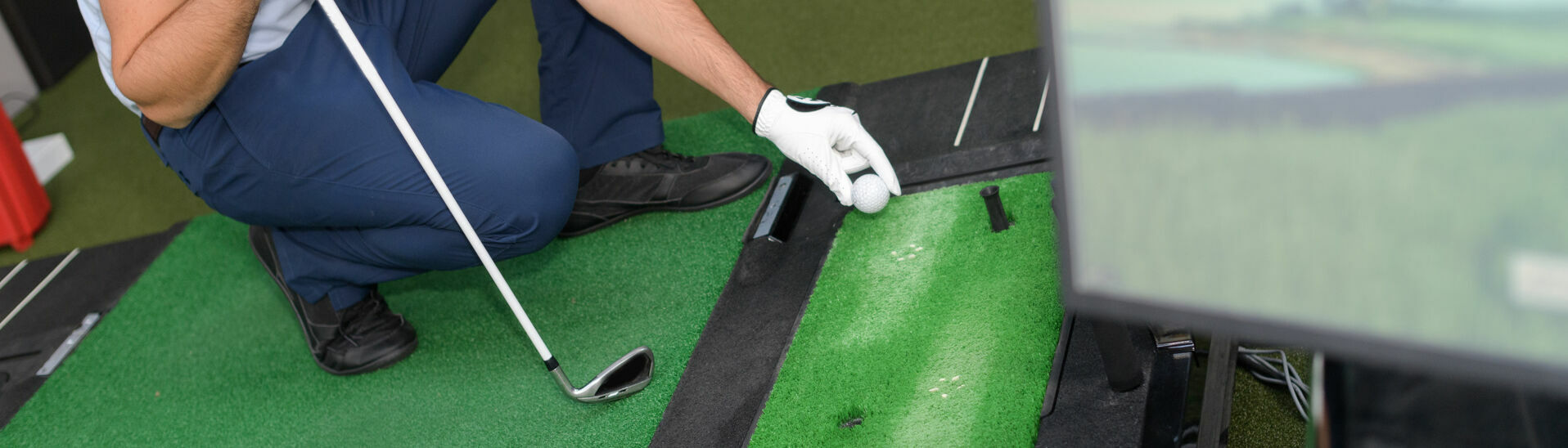 Golfbegeisterte können am Achensee ganzjährig und bei jedem Wetter mithilfe von Golfsimulatoren ihrem Lieblingssport nachgehen.