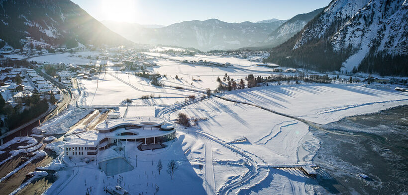 Located on the southern shore of Lake Achensee, the village of Maurach offers a multitude of winter pursuits.