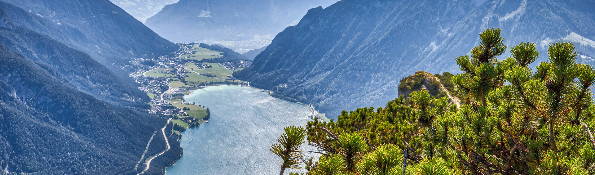 Climbing up the Seeberg rewards hikers with spectacular views of Lake Achensee and its surrounding mountains.