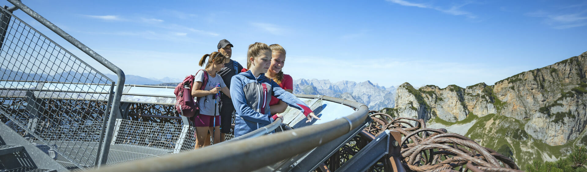 Die Aussichtsplattform am Gschöllkopf ermöglicht einen unvergesslichen Ausblick auf die Region Achensee.