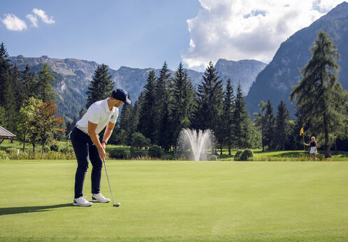 Die Golfplätze der Region Eine spektakuläre Kulisse prägt das Bild des Golf- und Landclubs Achensee in Pertisau und macht Golfen in der Region zu einem Highlight.
