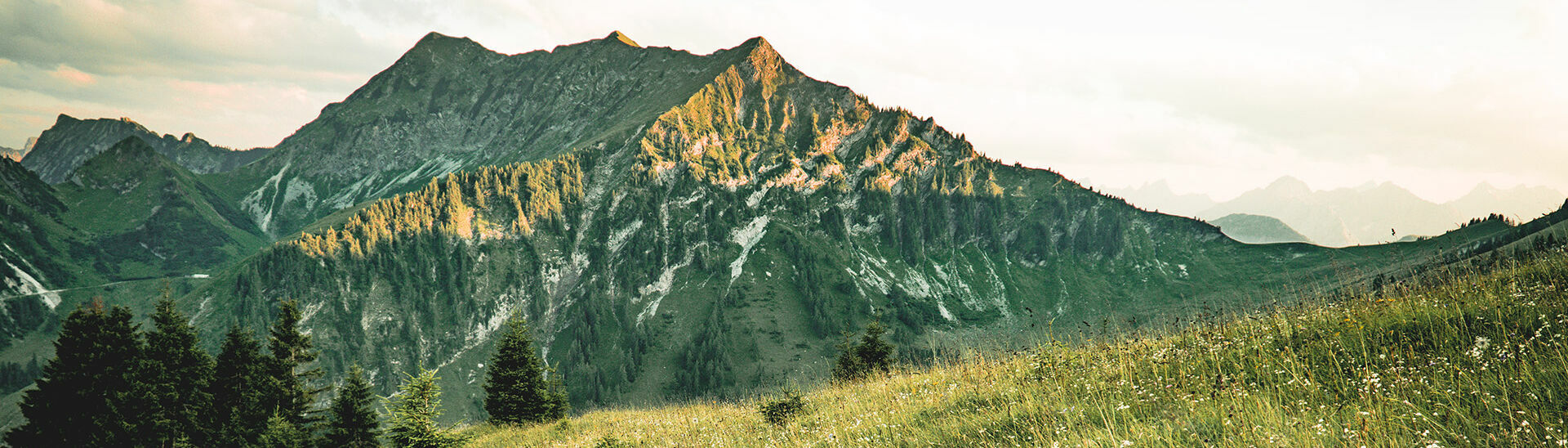 The Hochplatte in Achenkirch am Achensee affords gorgeous views.