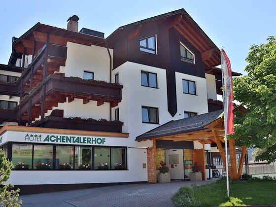 Hotel Achentalerhof