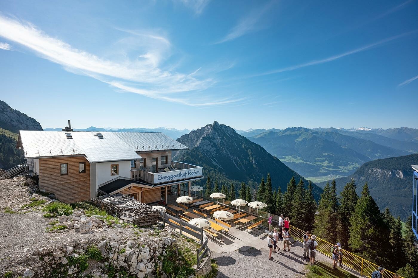 Berggasthof-Rofan-Sommer.jpg
