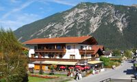 Ferienwohnung Miksch - Hausfoto Sommer