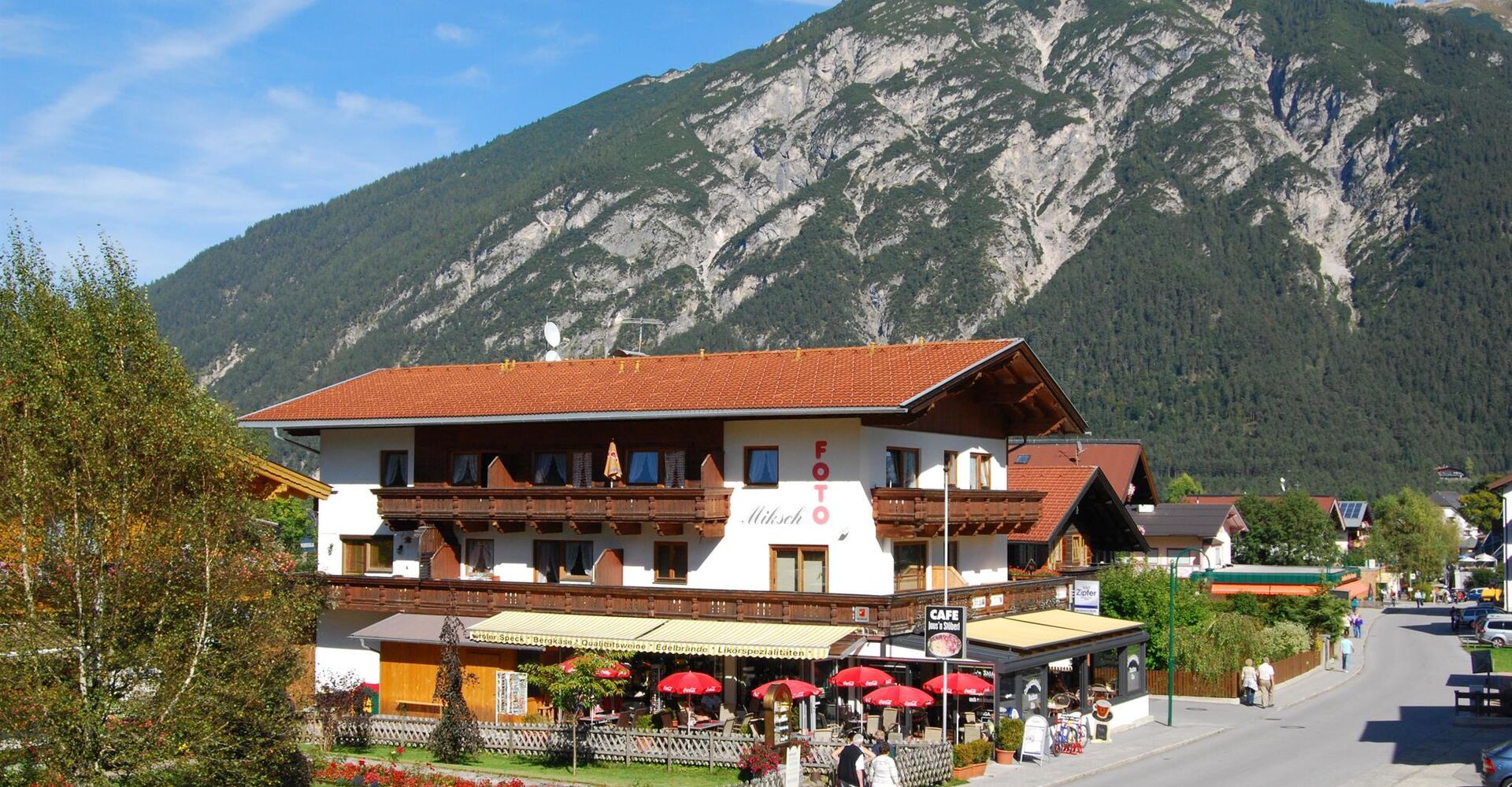 Ferienwohnung Miksch - Hausfoto Sommer