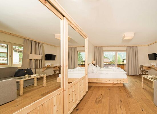 Doppelzimmer Tirol