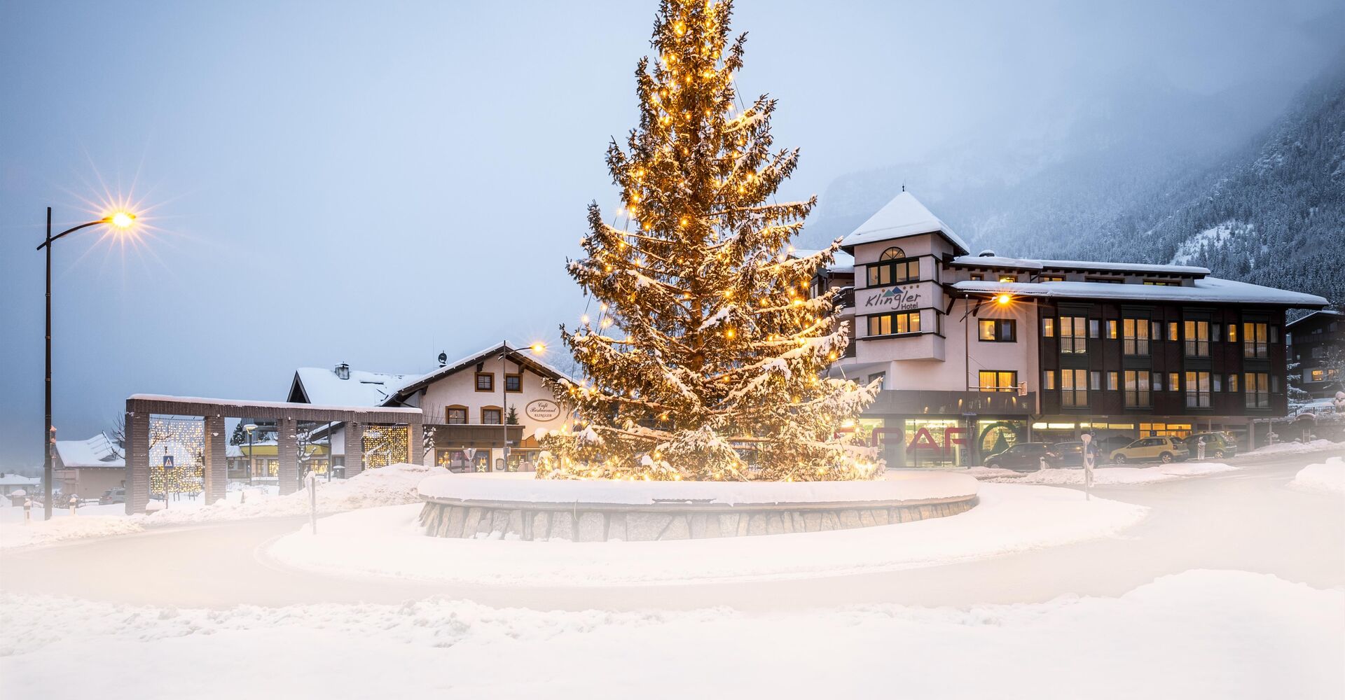 Hotel Klingler - Außenansicht im Winter