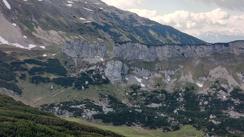 view from the summit of the Hochiss in the Rofan mountains