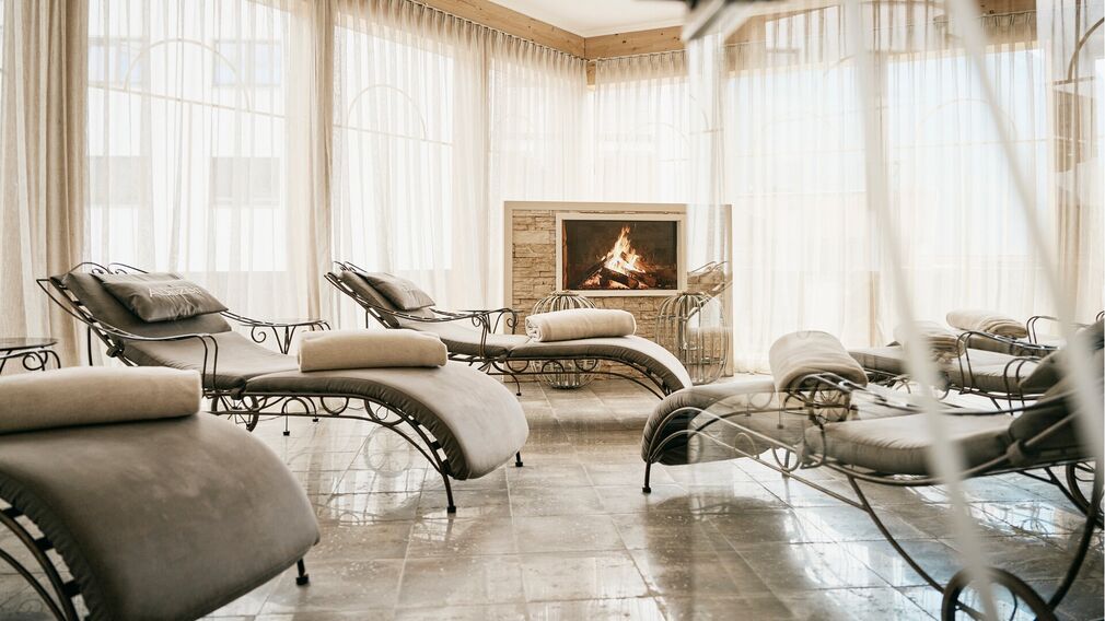 Hotel Auszeit – Day Spa – Ruheraum mit Ausblick