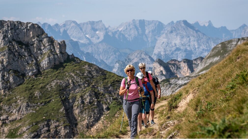 am Gipfel der 2.259 Meter hohen Rofanspitze