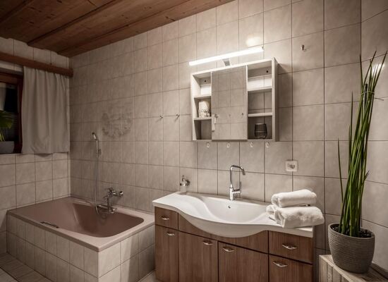 Appartement/Fewo, Bad, WC, Seeblick