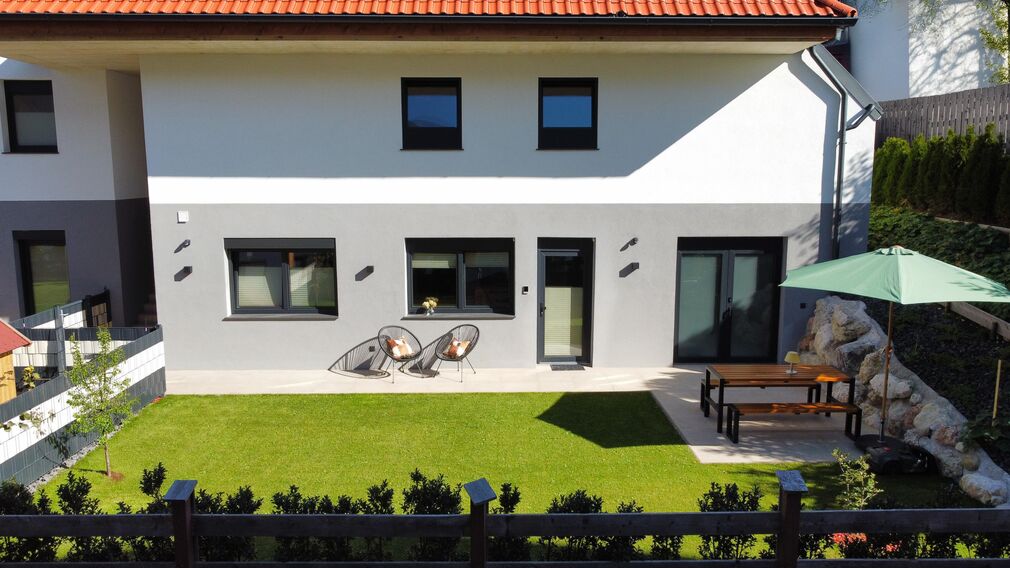 dji_fly_20251013_113938_437_1760350377318_photo_op