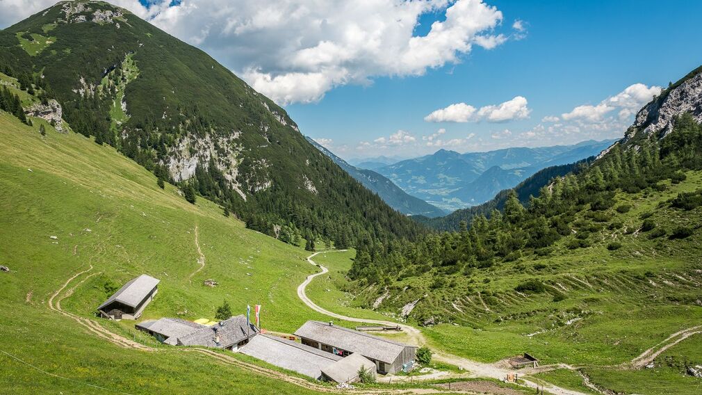 mountain hut "Weißenbachalm"