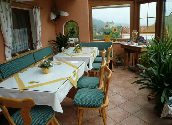 Zweibettzimmer, Dusche, Etagentoilette, Balkon