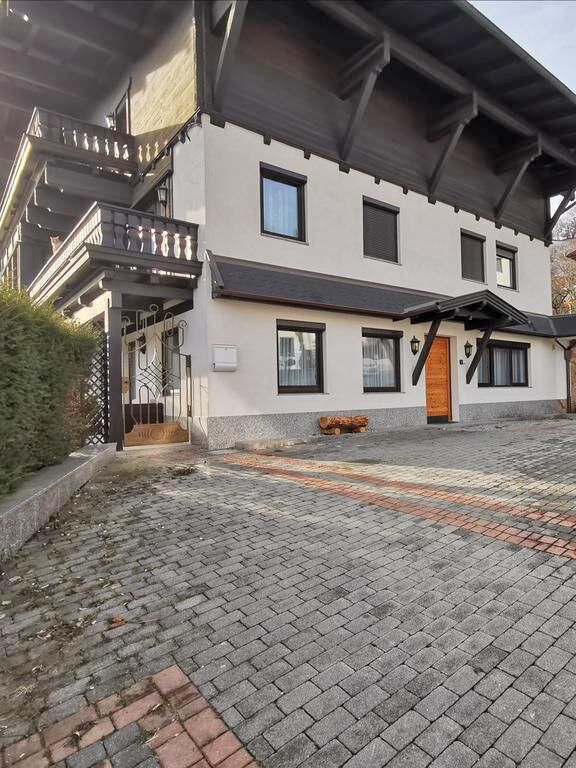 Ferienwohnung-Ausserdorf-Aussenansicht.jpg