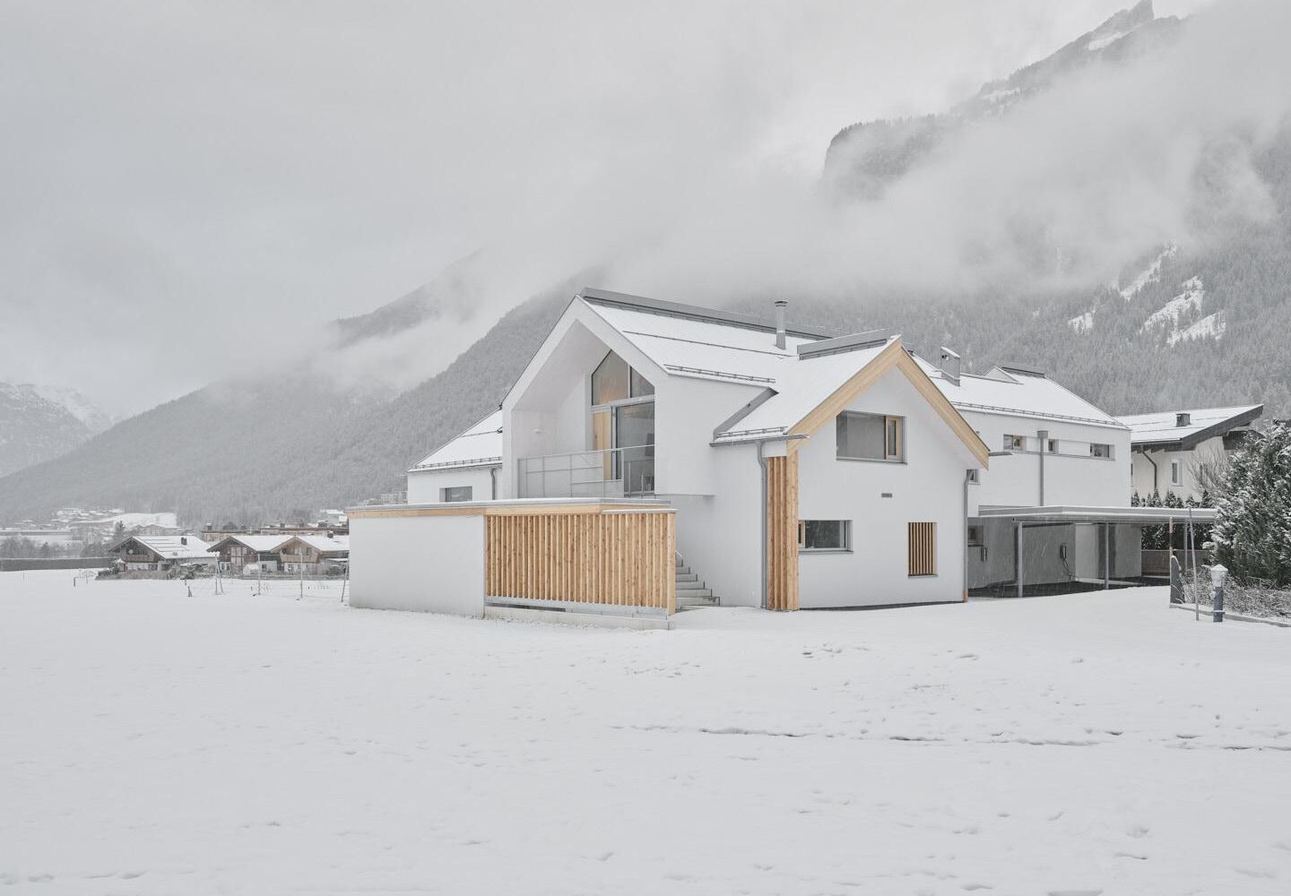 220120-05_maurach_wohnhaus-4-einheiten_schreyerdav