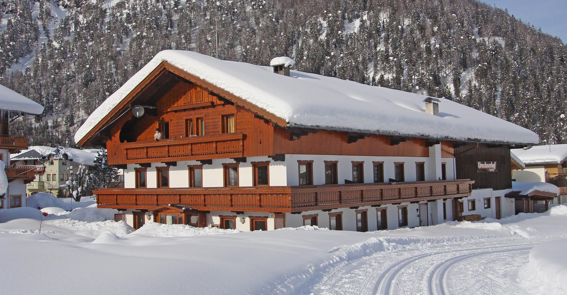 Urschnerhof - Hausansicht Winter