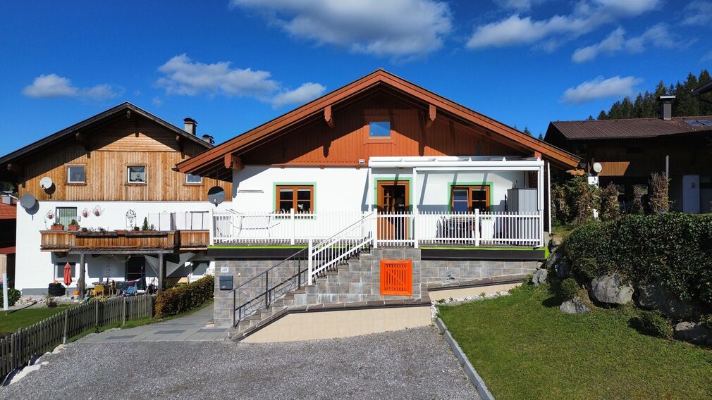 dji_fly_20251018_134604_589_1760856673801_photo_op