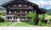 Kirchnerhof - Außenansicht Sommer
