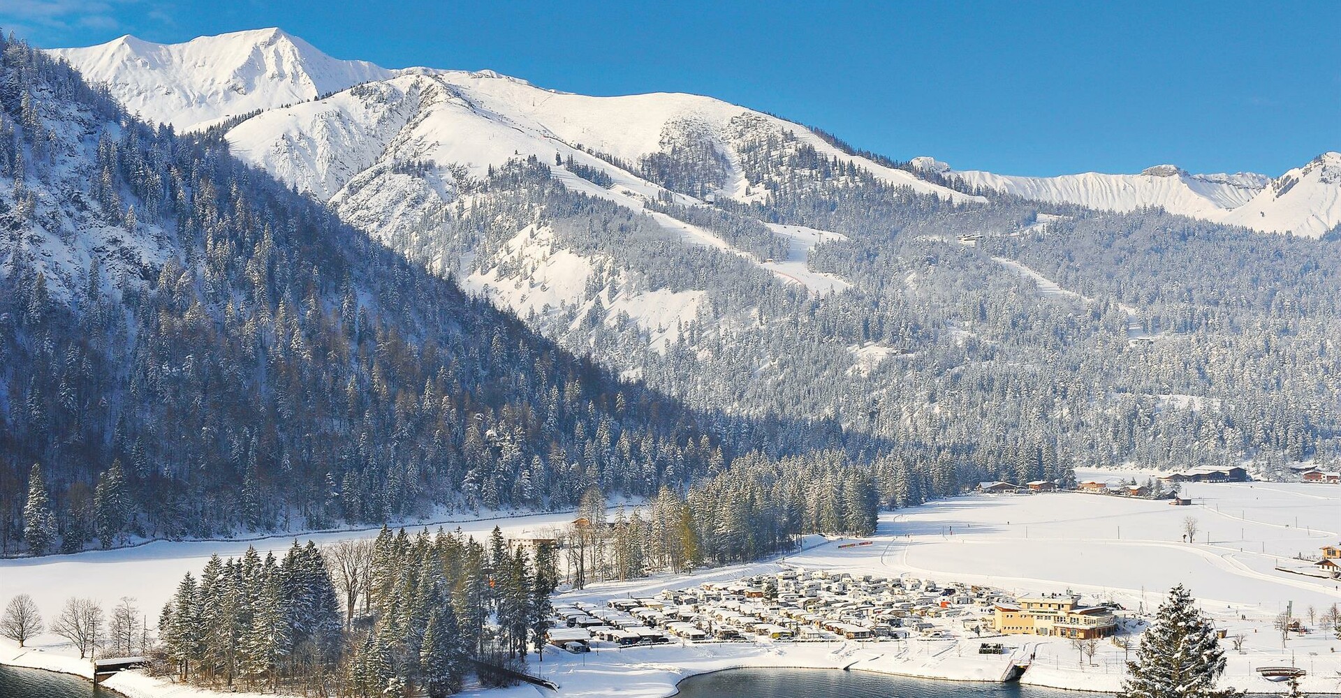 Alpen-Caravan-Park-Achensee-Winter-1.jpg