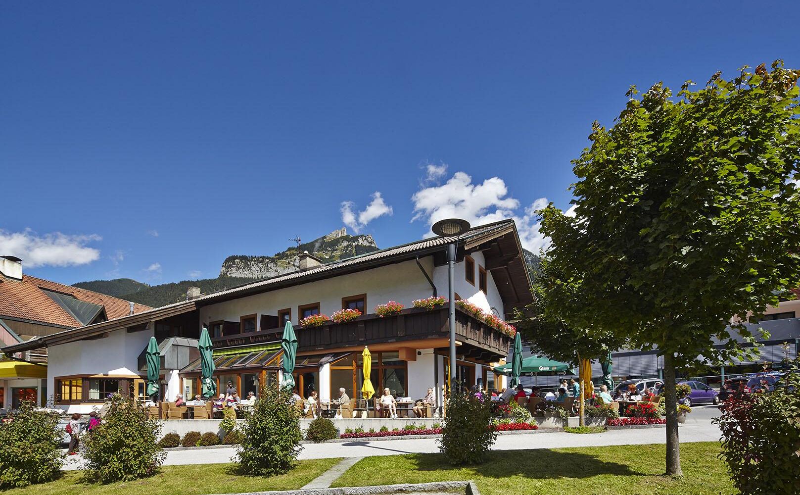 Nebenhaus-Hotel-Klingler-Aussenansicht-im-Sommer.jpg