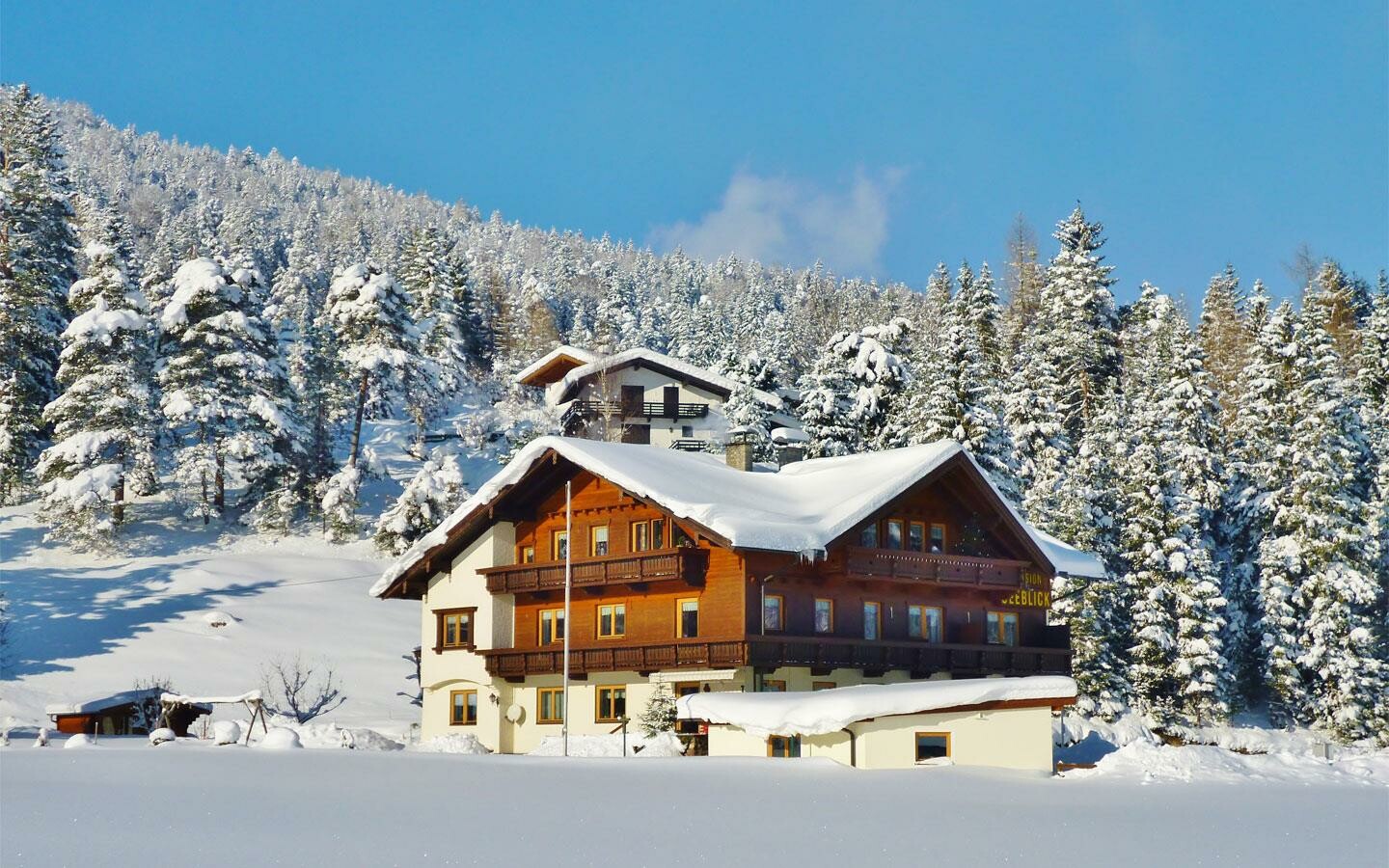 Fruehstueckspension-Seeblick-Winter.jpg