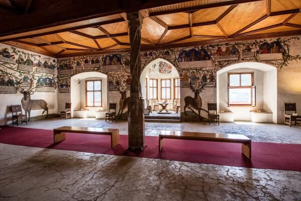 Habsburger Saal, ausgemalt mit dem Stammbaum der H