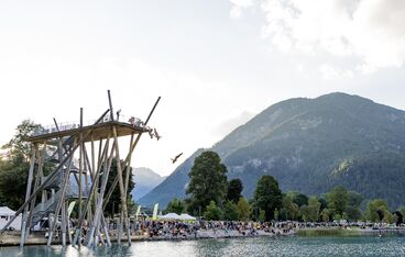 Chill & Jump vom Schiff aus Chill & Jump vom Schiff aus