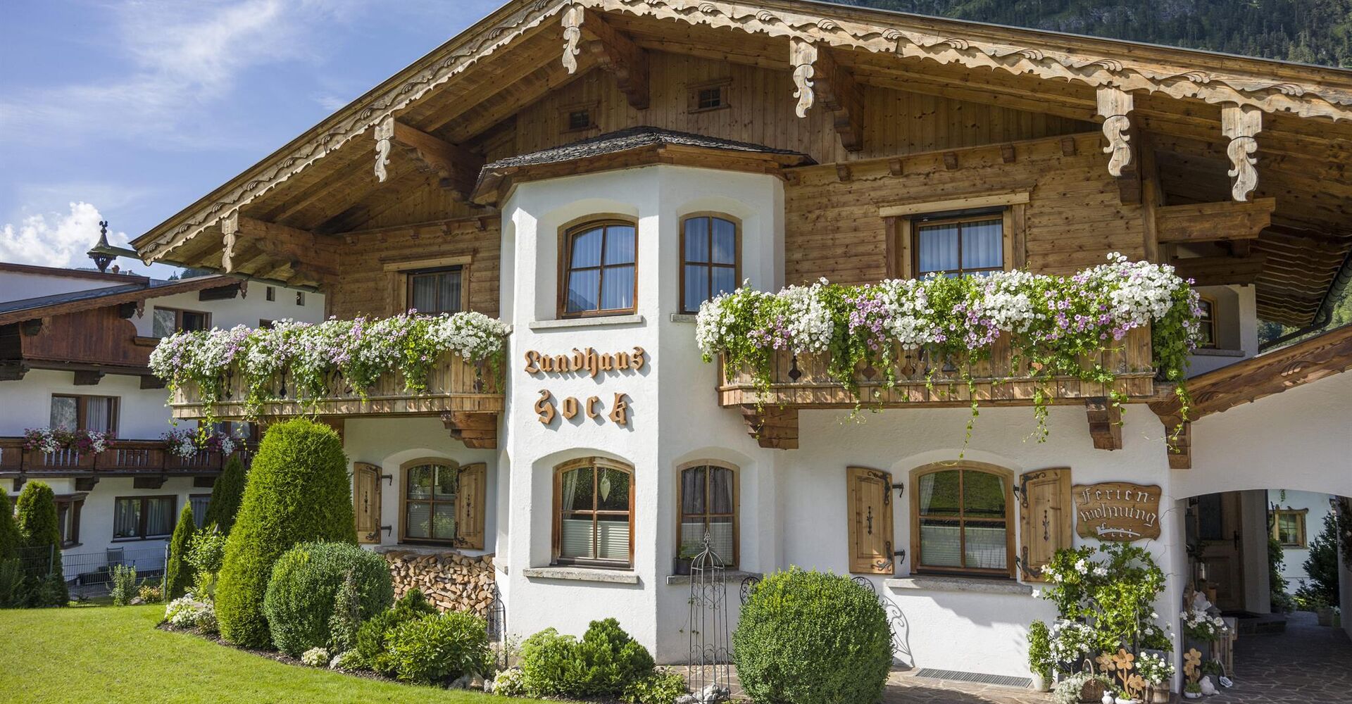 Landhaus Sock - Hausansicht im Sommer