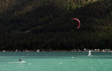 Kite-, Surf- & Wingfoillizenz Achensee Kite-, Surf- & Wingfoillizenz Achensee