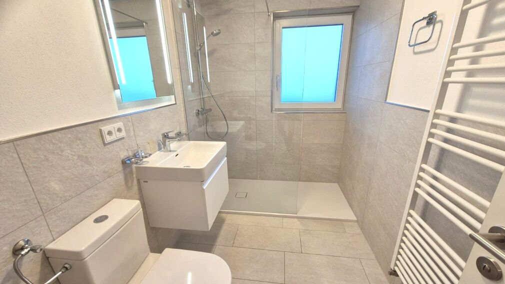 01 sehr gute Bewertungen