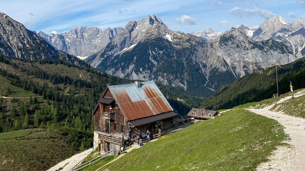Blick vom Kompar zum Großen Ahornboden
