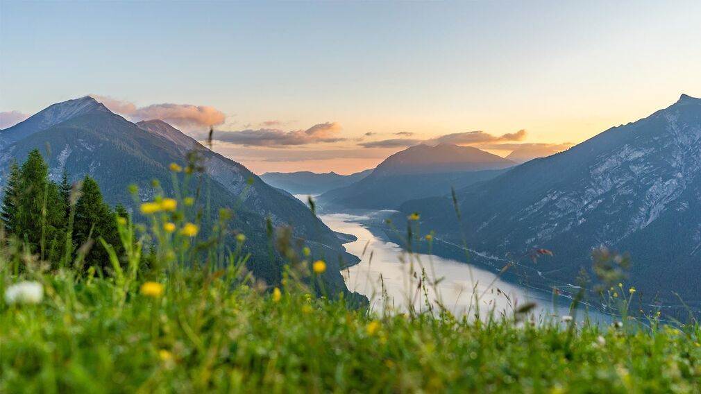 Alpengasthaus Karwendel am Zwölferkopf - Panorama