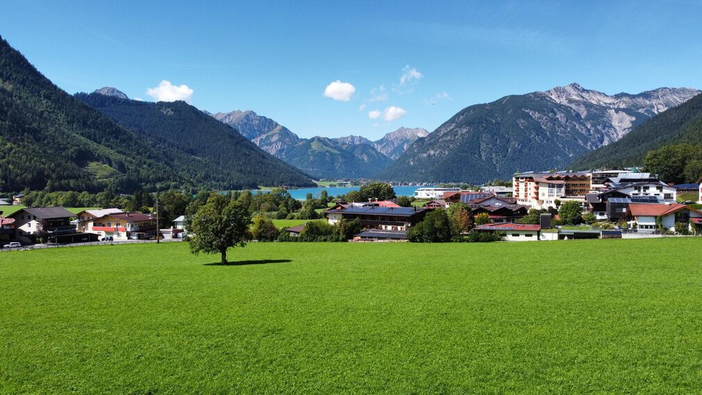 dji_fly_20251013_113938_437_1760350377318_photo_op