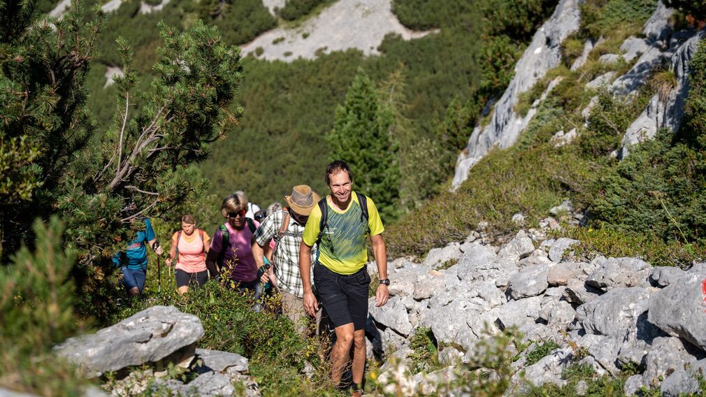 am Gipfel der 2.259 Meter hohen Rofanspitze