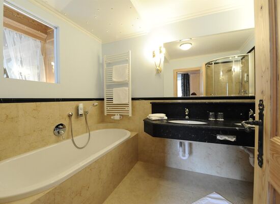 Vier Jahreszeiten Suite