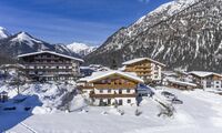 Winter Hausansicht vom Golfplatz aus
