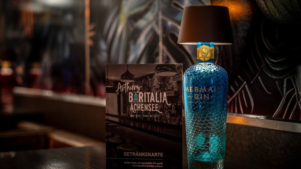 Arthurs Bar Italia - im Ortszentrum von Maurach