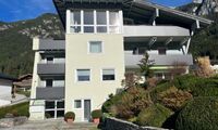Haus_Front_Sommer.pdf