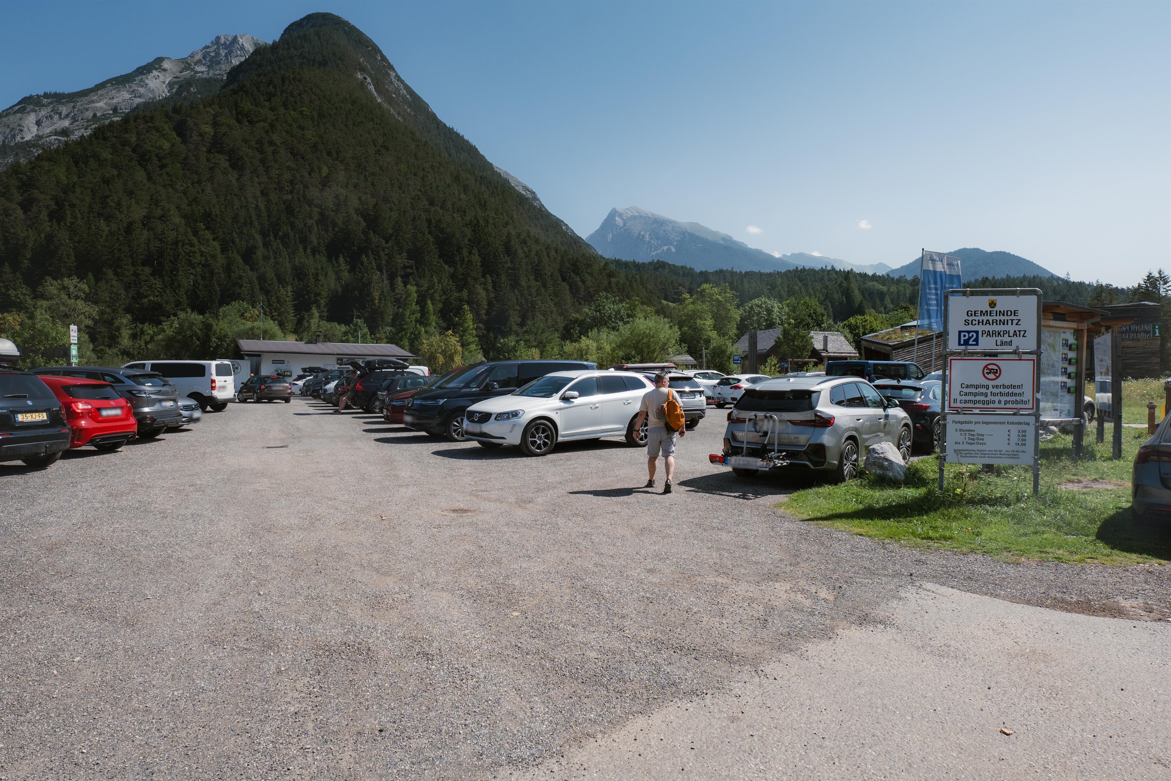 Parking P2 "Karwendelparkplatz Länd" - Scharnitz
